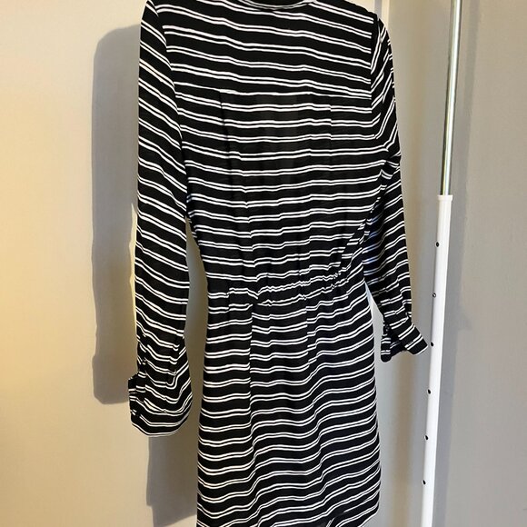 French Connection Long Sleeve Dress - Picture 3 of 3